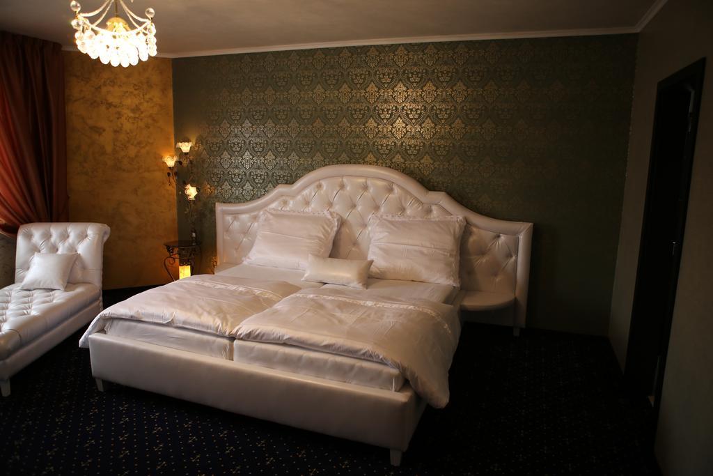 Hotel Kotva Bratislava Habitación foto